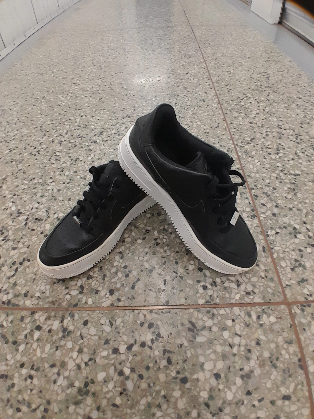 Nike Air Force 1 Platform Shoes Women's Size 10 - photo 2