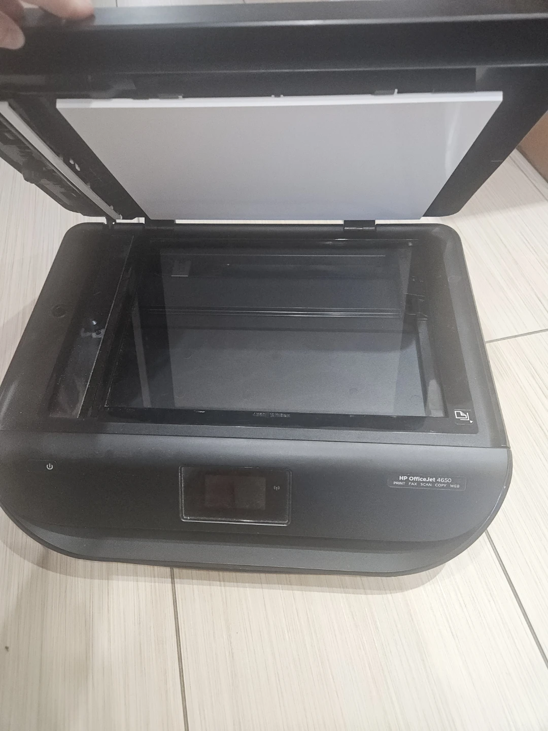 HP Officejet 4650 - photo 2