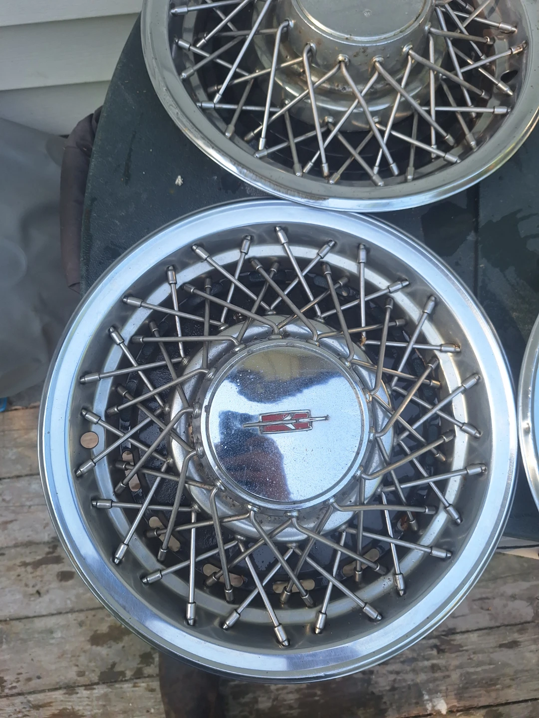Oldsmobile Hubcaps (Set of 4) - photo 2