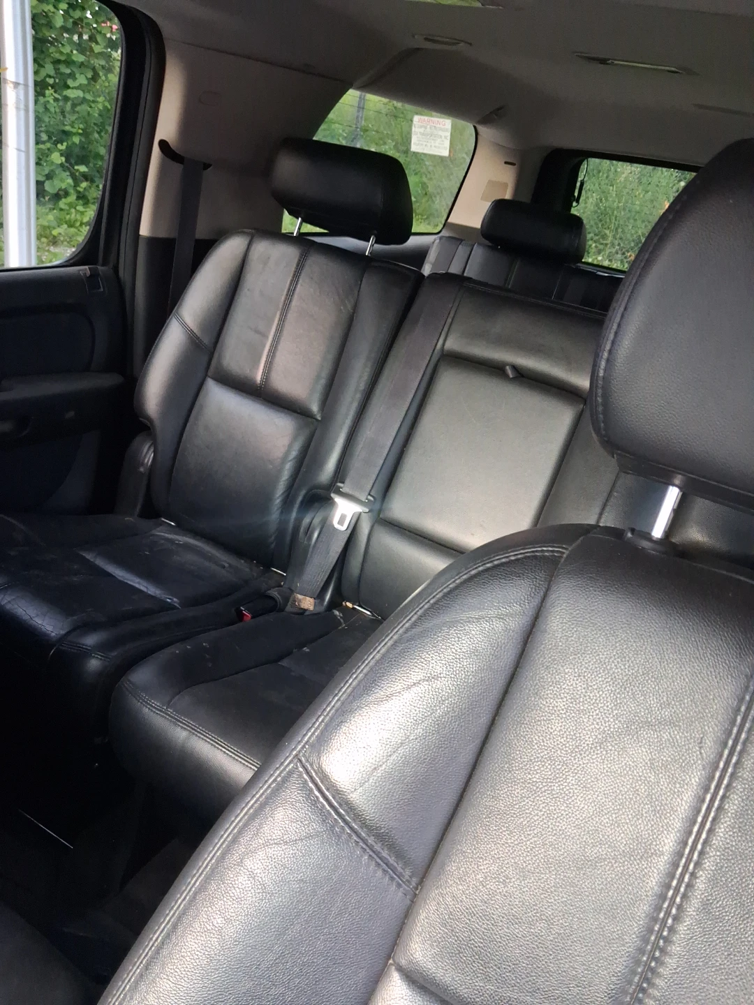 Chevrolet suburban - photo 3