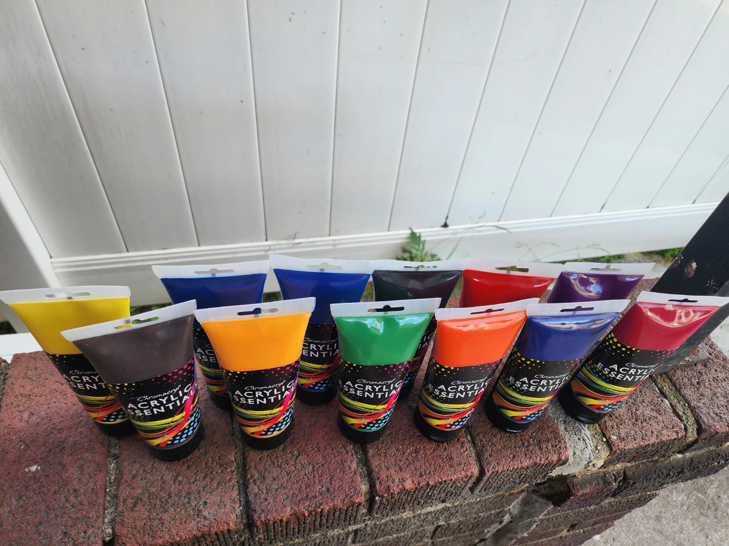 Chromacryl Acrylic Essentials Paint Set