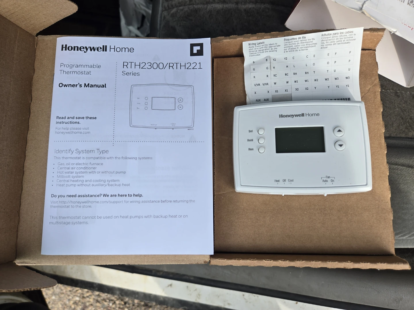 Honeywell Home RTH2300B Programmable Thermostat - photo 2