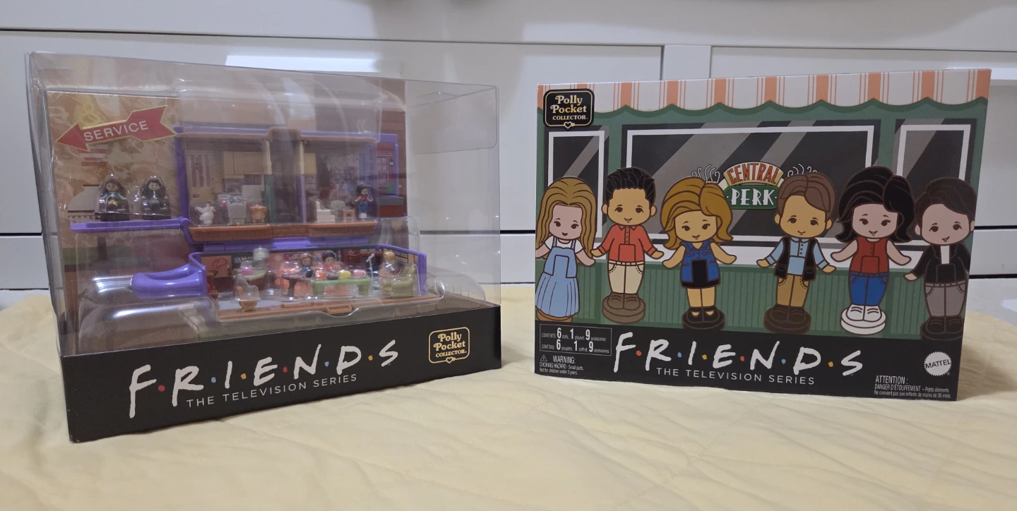 Polly Pocket Friends The Television Series Central Perk Playset - photo 2
