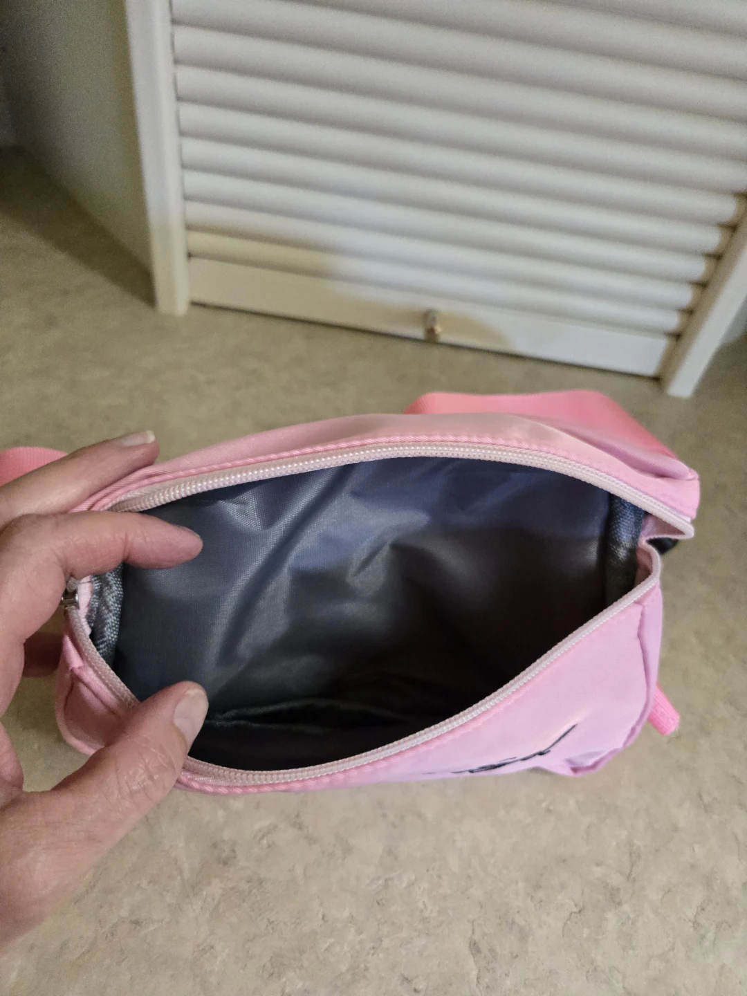 NEW. Pink Whispering Angel Fanny Pack / Crossbody Bag - photo 2
