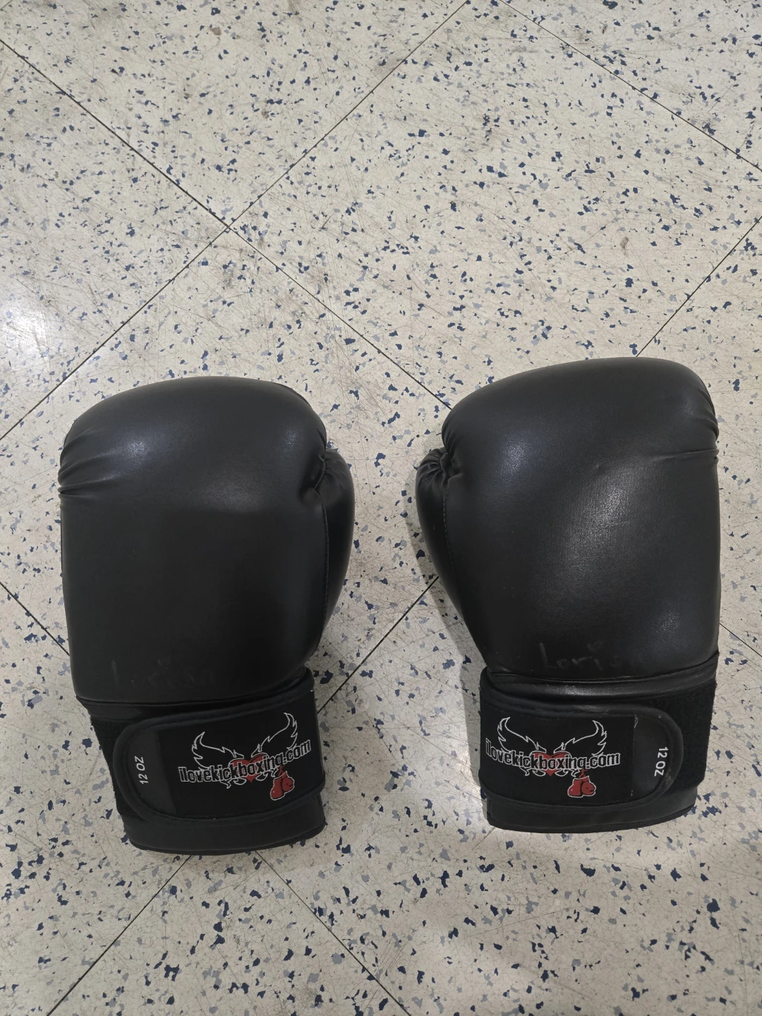 Women's boxing gloves - photo 2