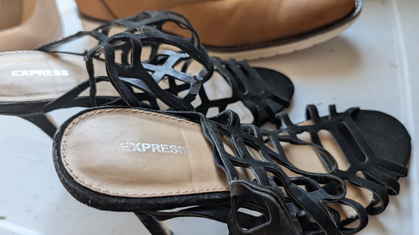 Express Women's Black Cutout Strappy Heels - Size 9 - photo 3