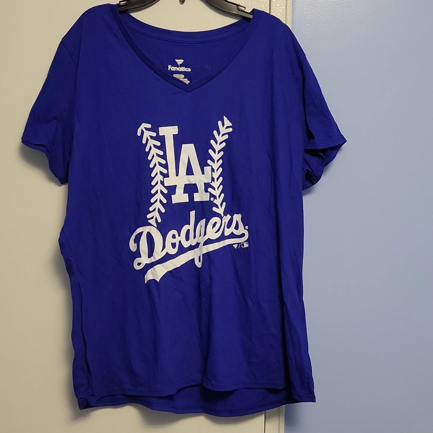 Fanatics LA Dodgers Blue V-Neck T-Shirt - photo 3