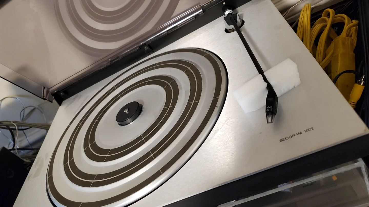 Bang & Olufsen Beogram 1602 Turntable - photo 4