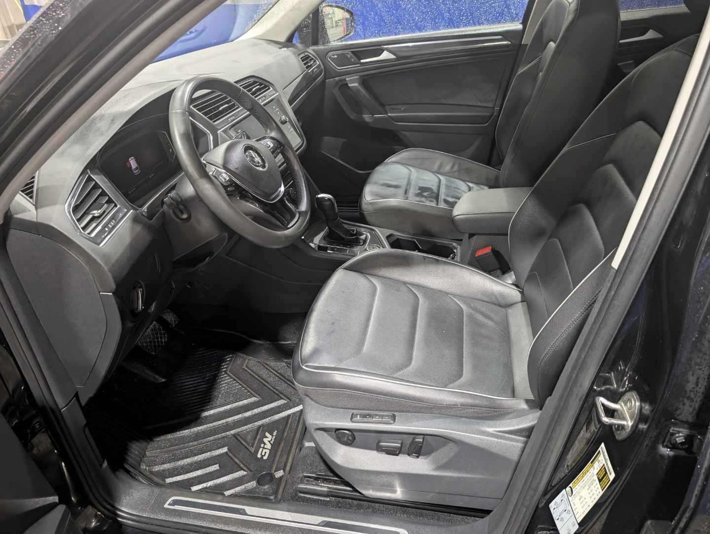 Black Volkswagen Tiguan Highline 2021 - photo 5