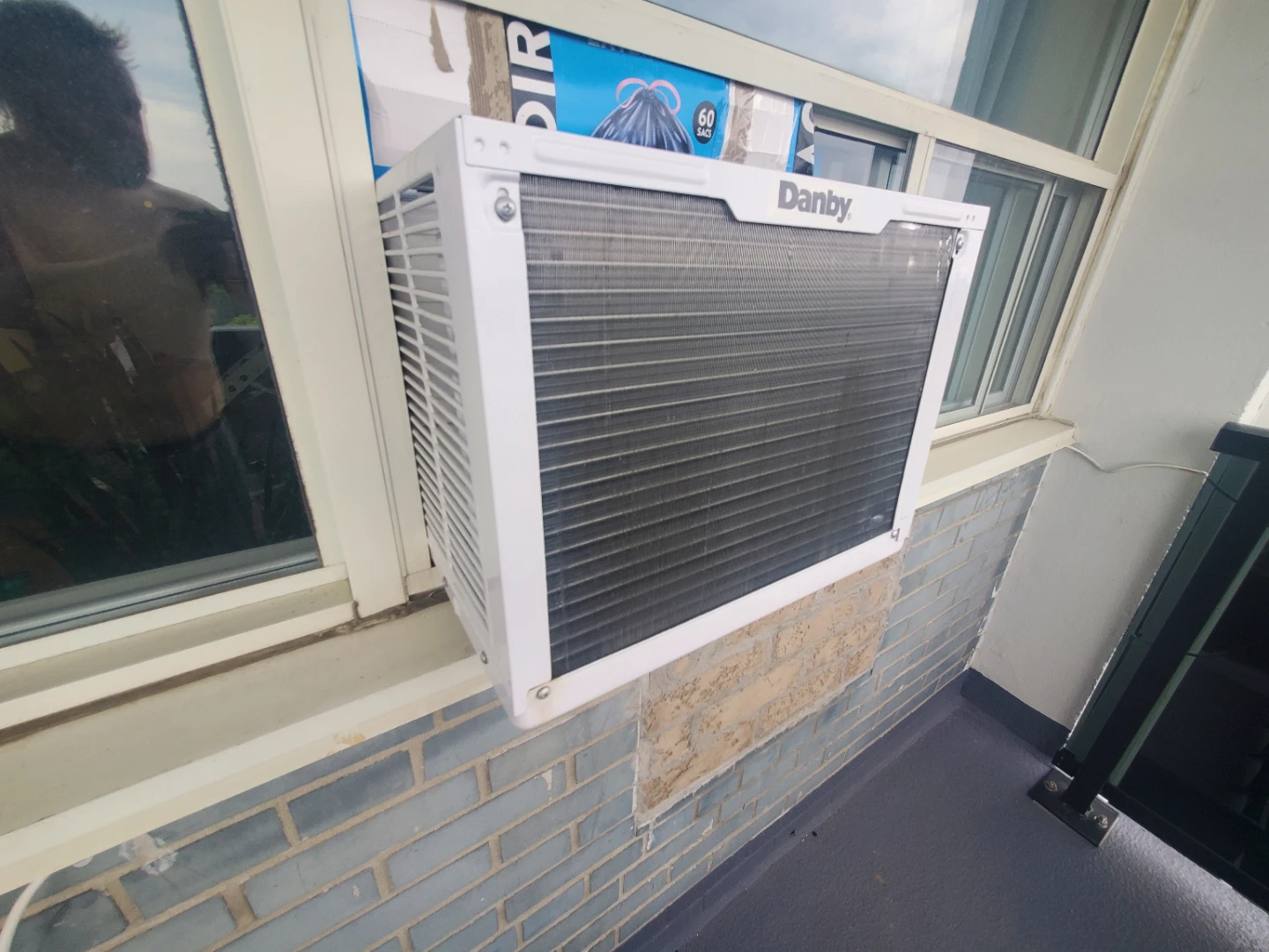 Danby Window Air Conditioner - photo 5