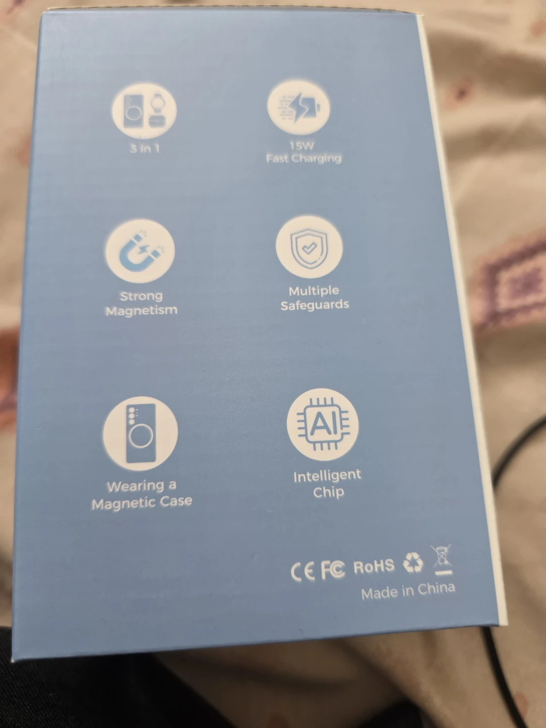 3-in-1 Magnetic Fast Charging Stand - photo 2