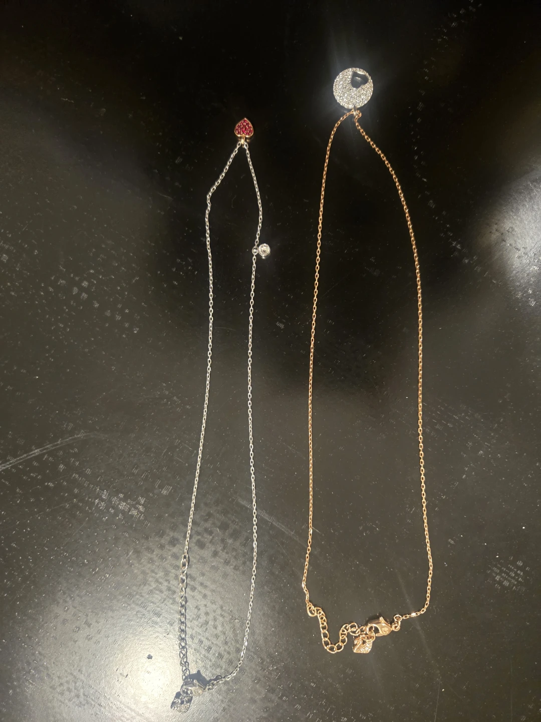 Two Necklaces: Heart Pendant & Paved Circle Pendant - photo 4