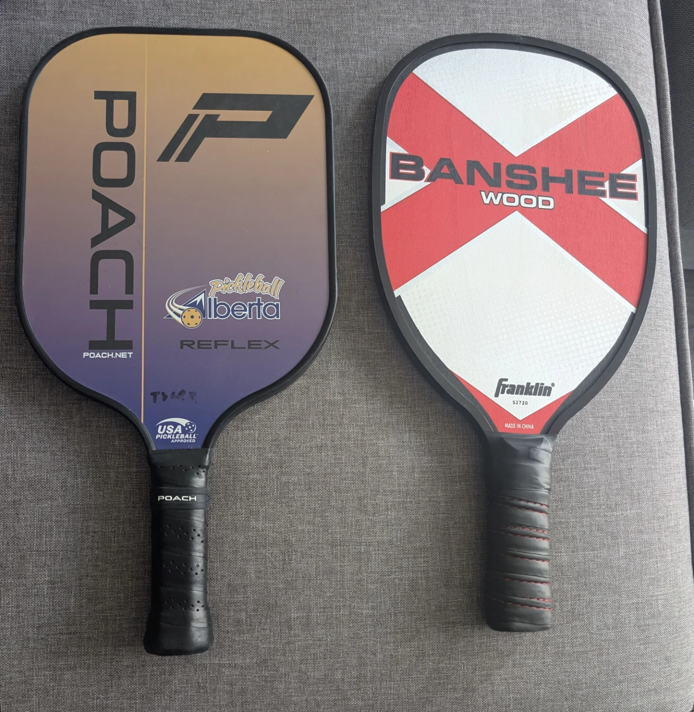 Set of pickleball rackets like new condition