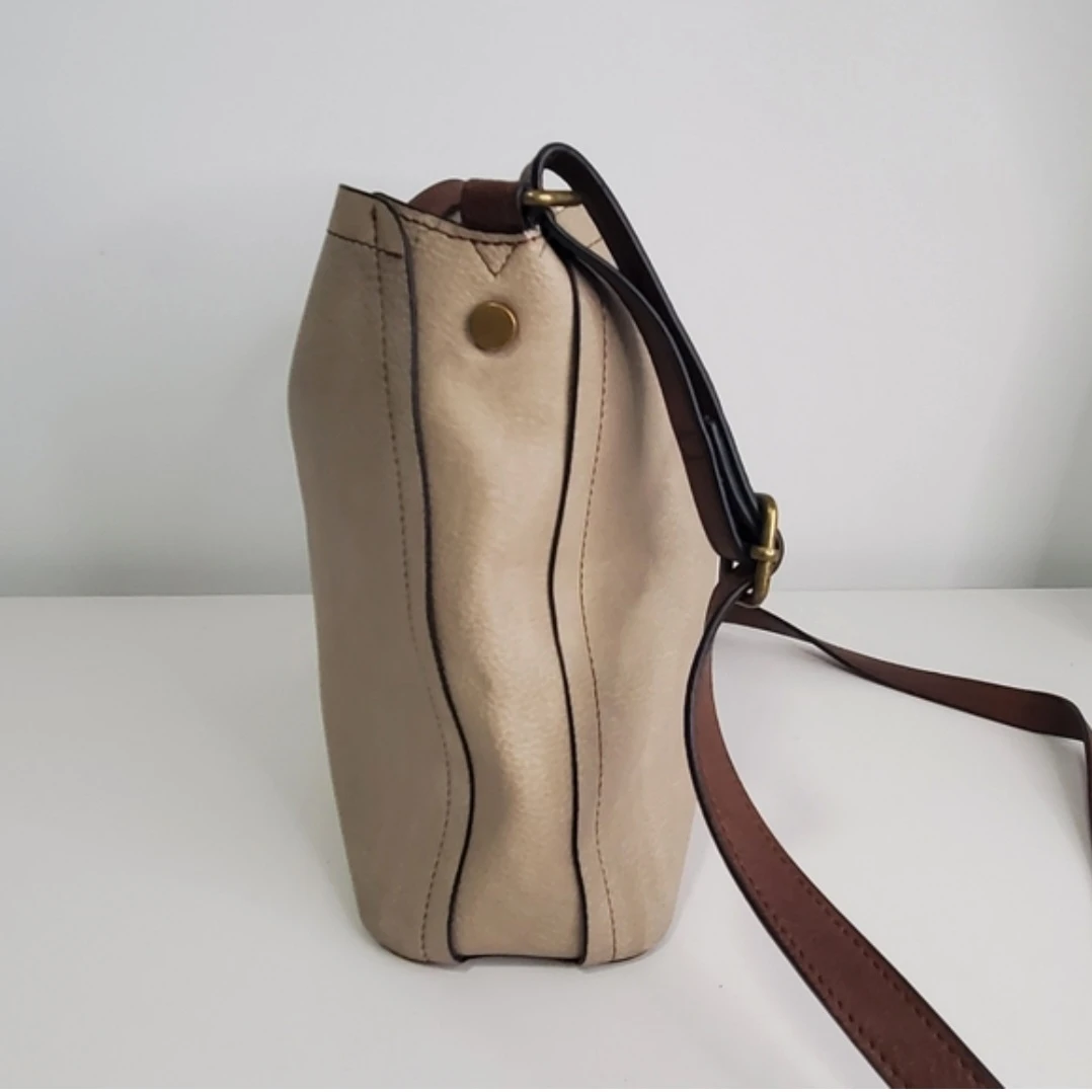 Denver  Hayes Crossbody Bag - Beige - photo 2