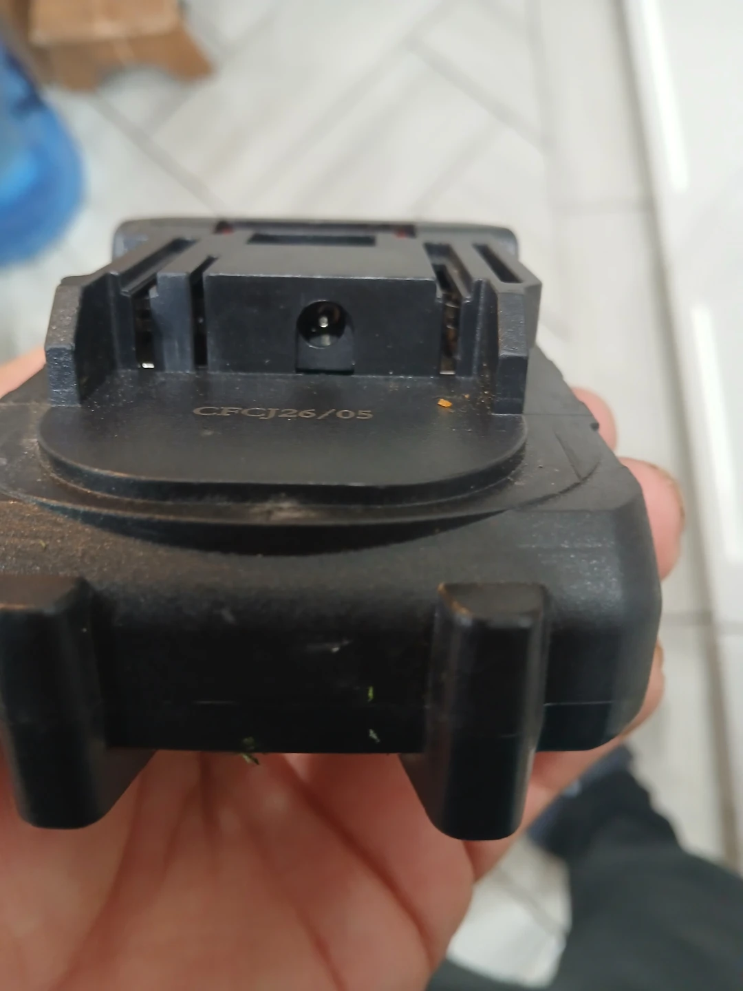 2000mAh Li-Ion Battery - photo 3