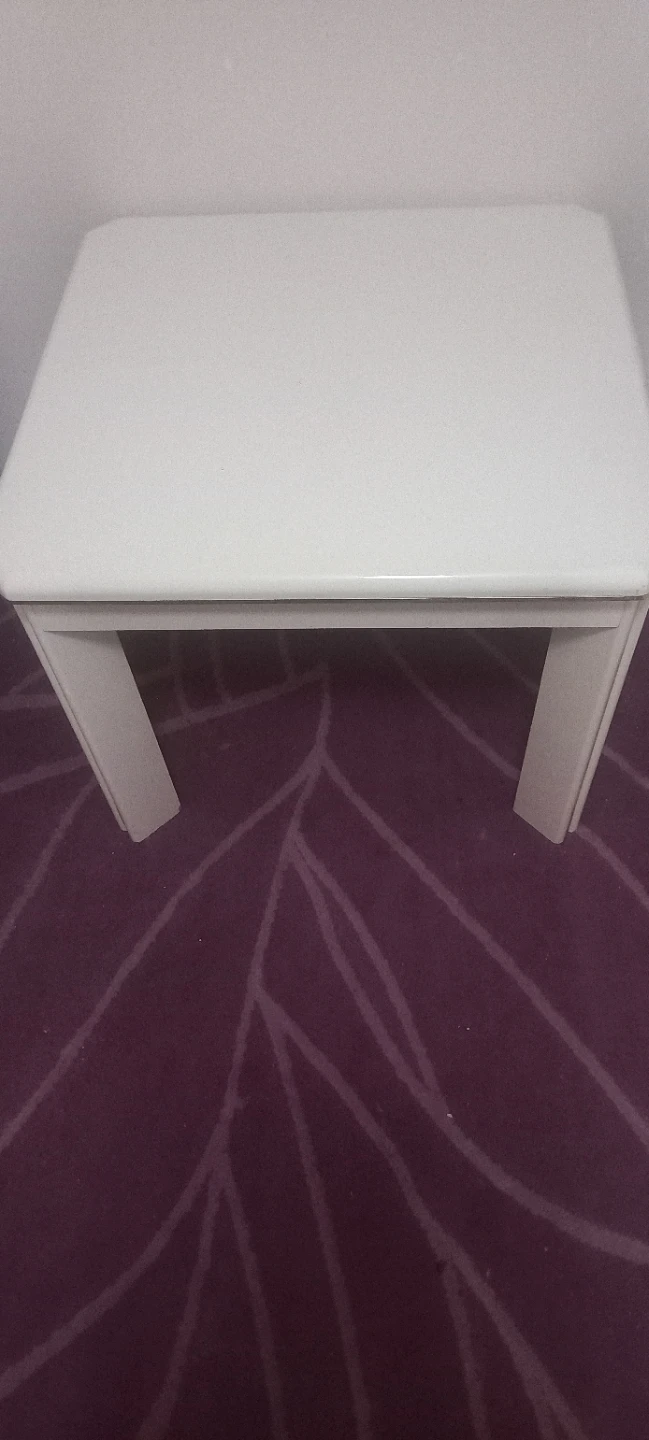 White side table - photo 3
