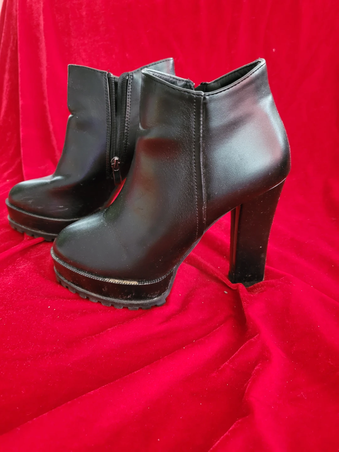 Black Platform Ankle Boots - photo 2