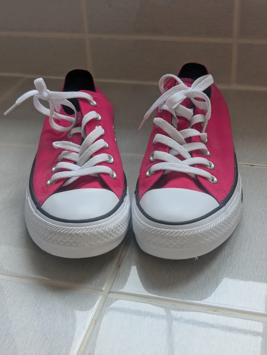 Converse All Star Chuck Taylor Pink Sneakers Wormens 7.5 - photo 2