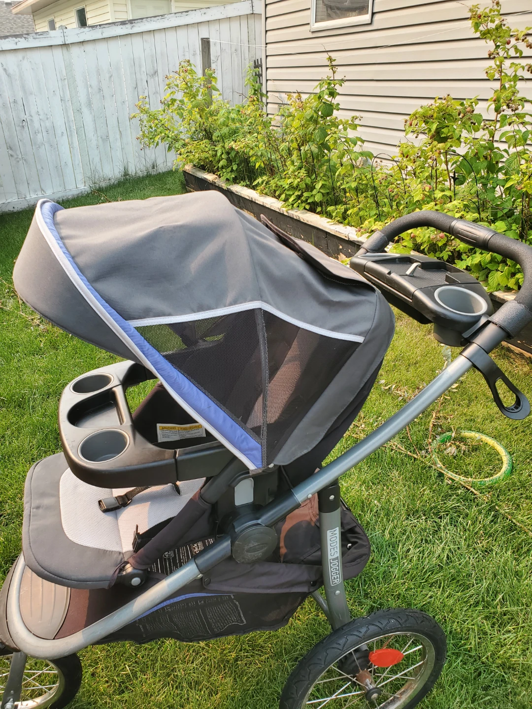 Graco Jogger Stroller - photo 3