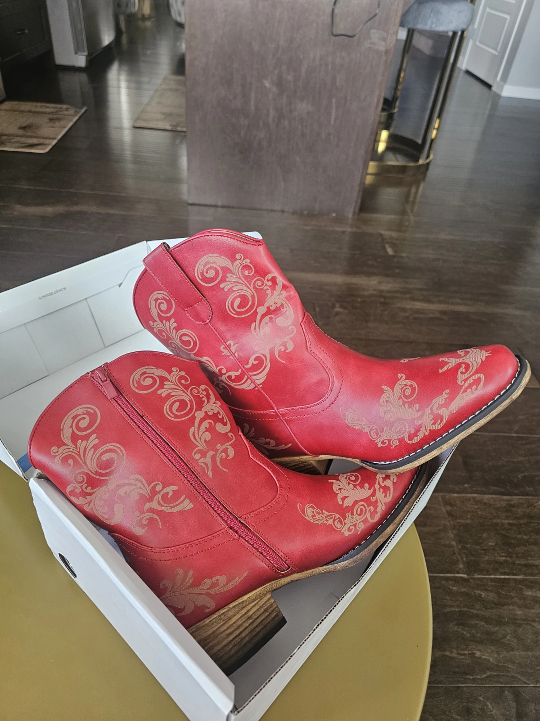 Red Cowboy Boots size 8 - photo 3