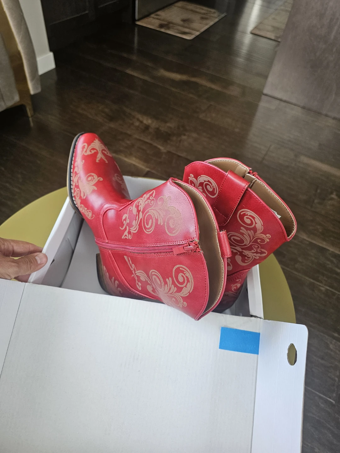 Red Cowboy Boots size 8 - photo 4