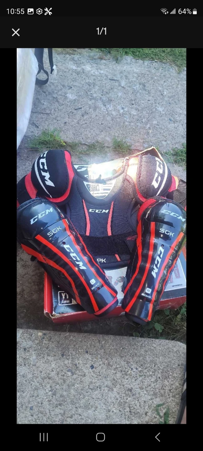 CCM YOUTH EQUIPMENT