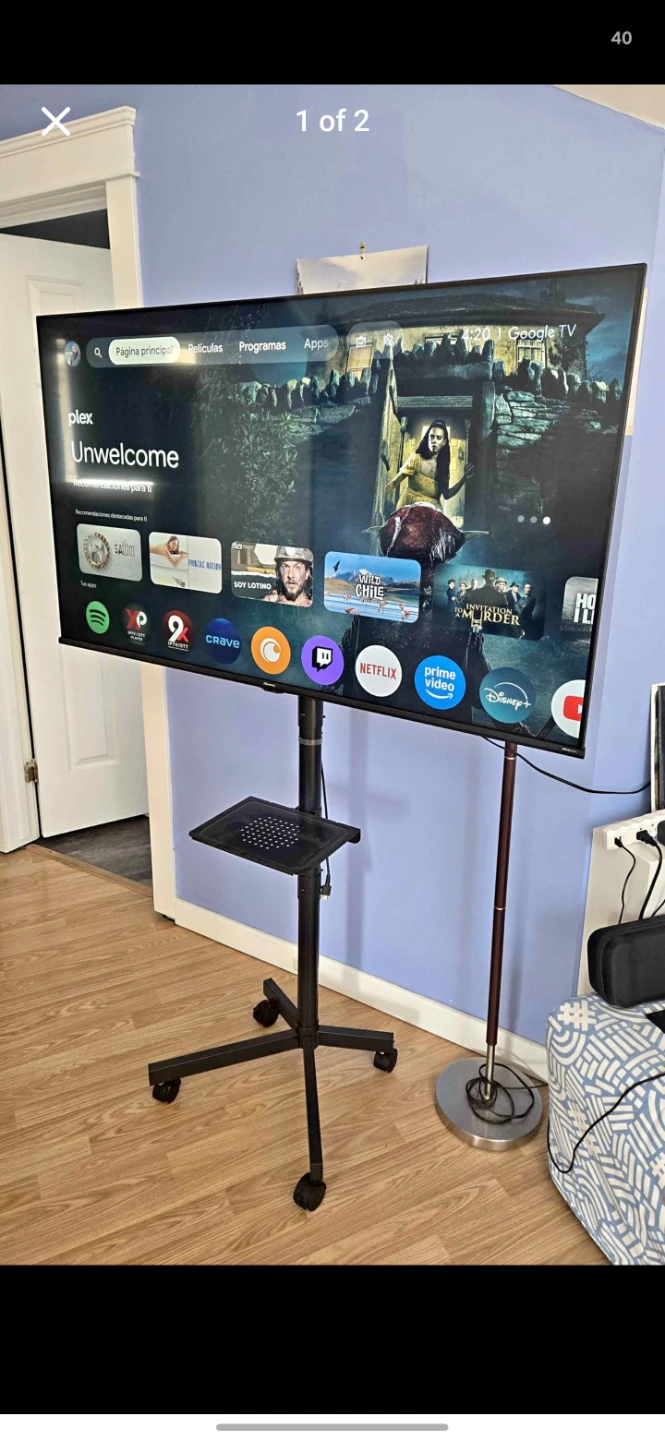 The Hisense 55QD6N  smart tv - photo 2