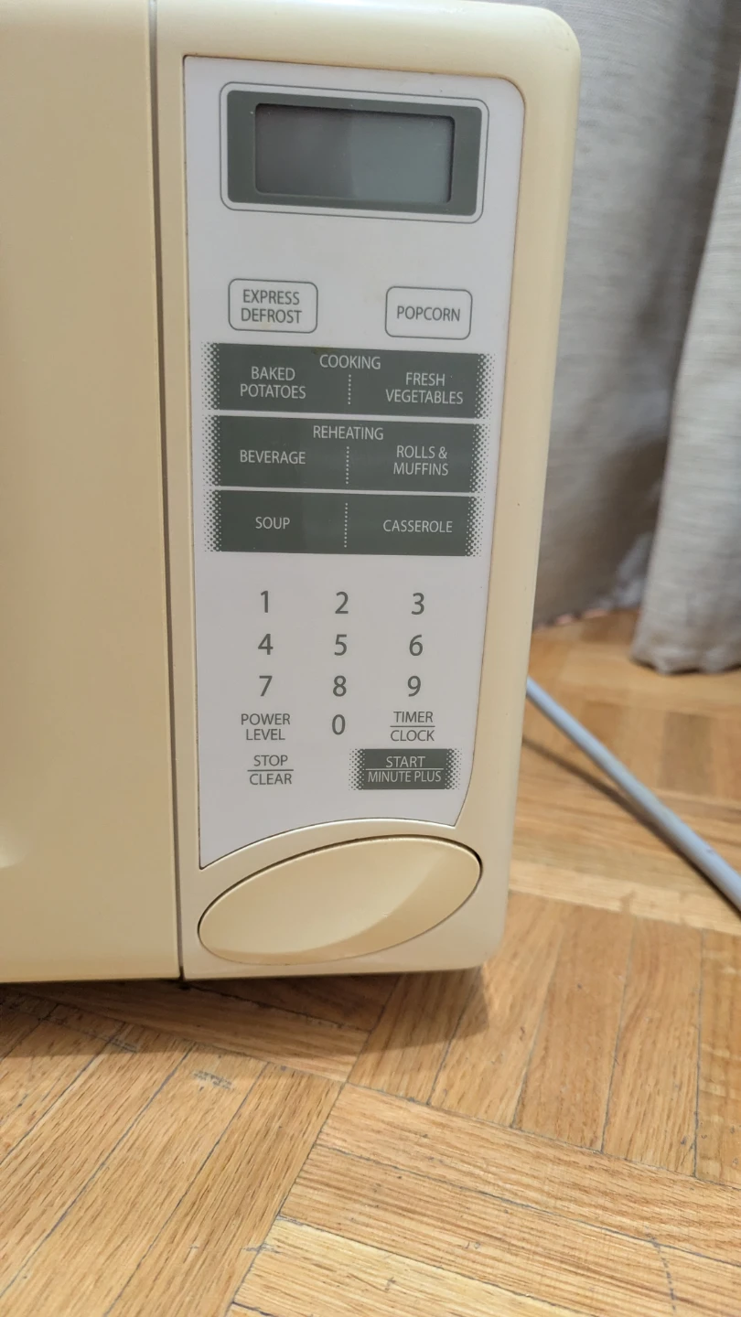 SHARP Compact Microwave 900W \ 0.9cu.ft. Countertop Oven - photo 2