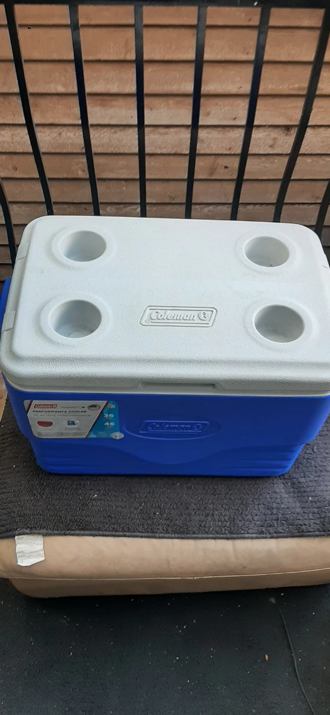 Coleman 36 Quart & Oscar Coolers - photo 4