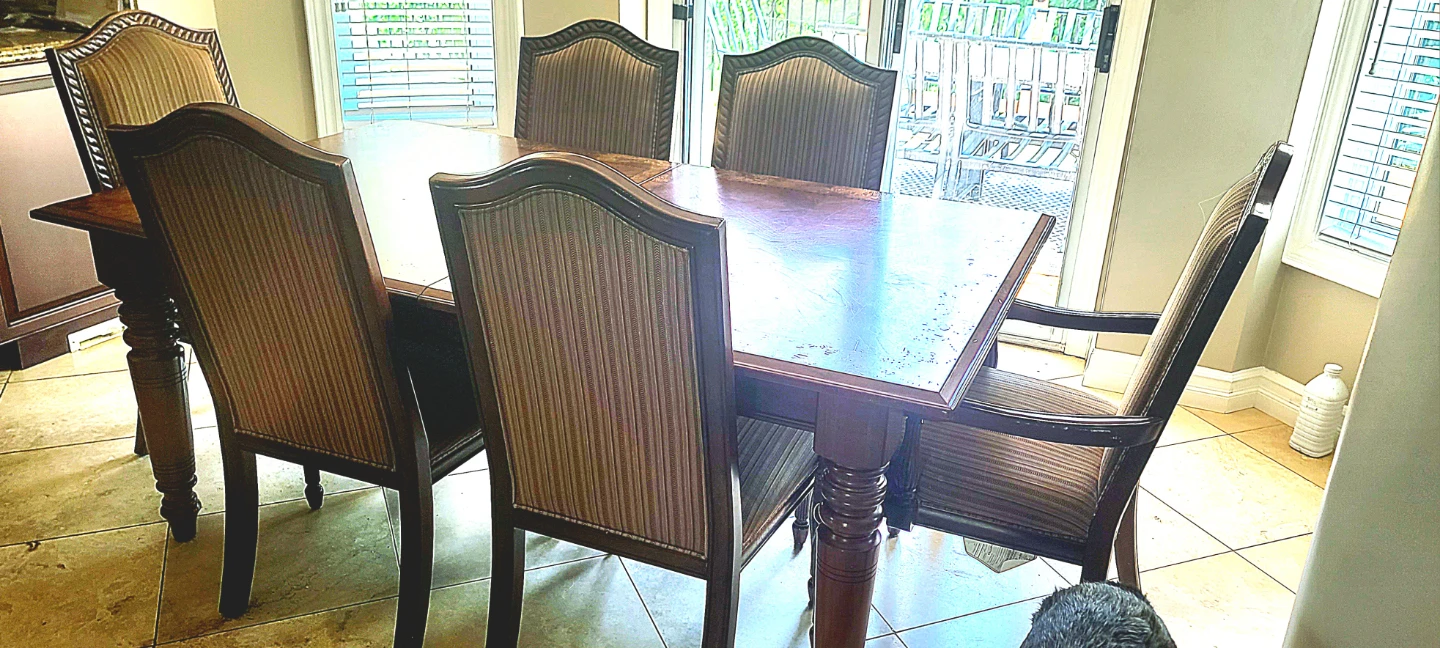 Dining Table and Chairs Set