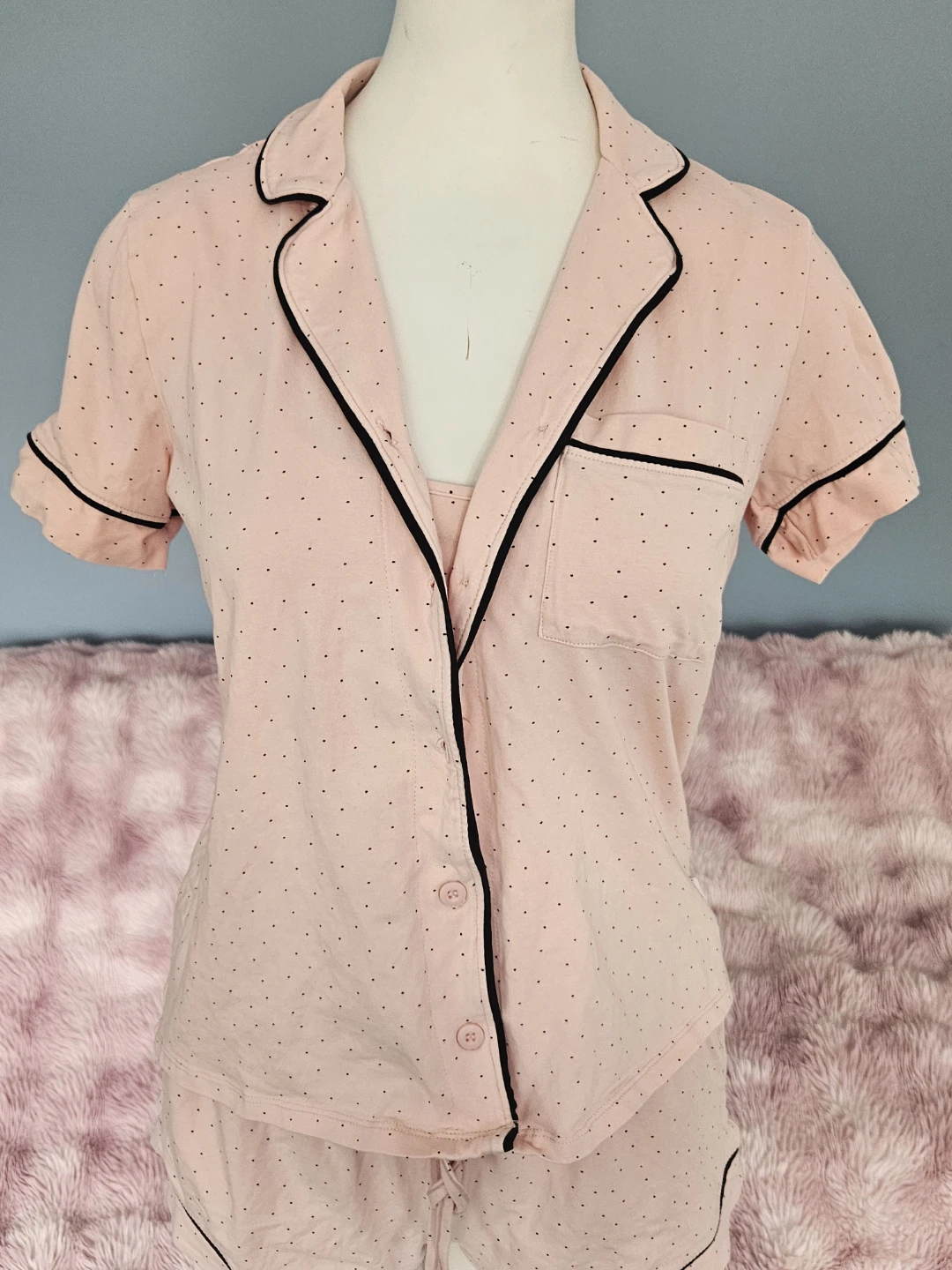 pink and black polkadot pajama top - photo 3