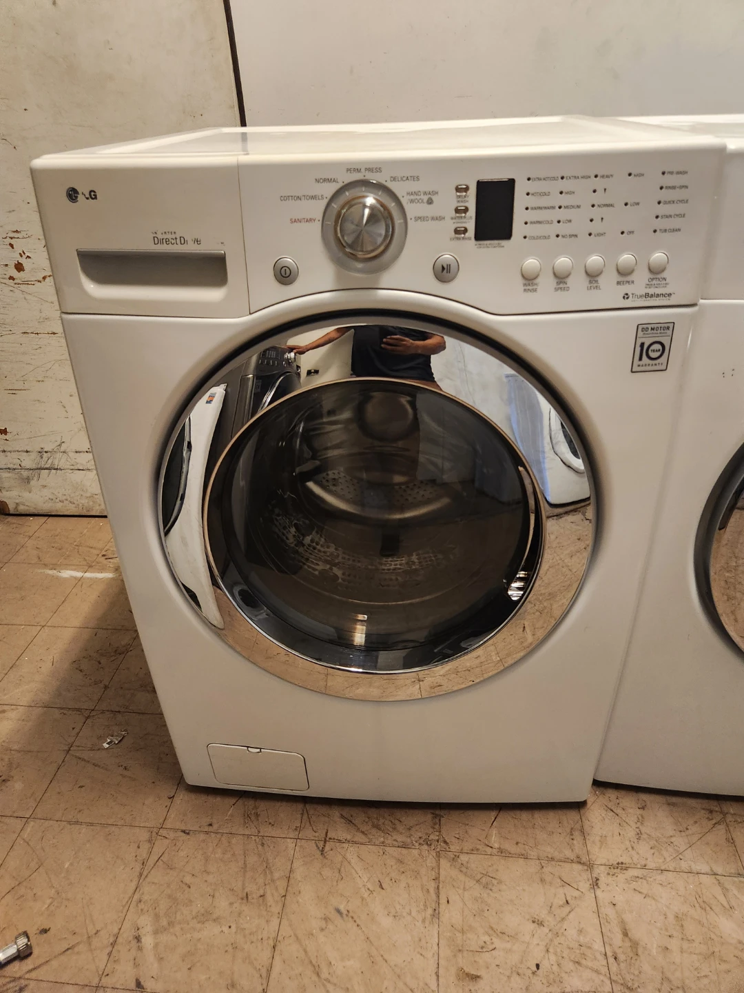 LG Front Load Washer and Dryer Set - photo 2