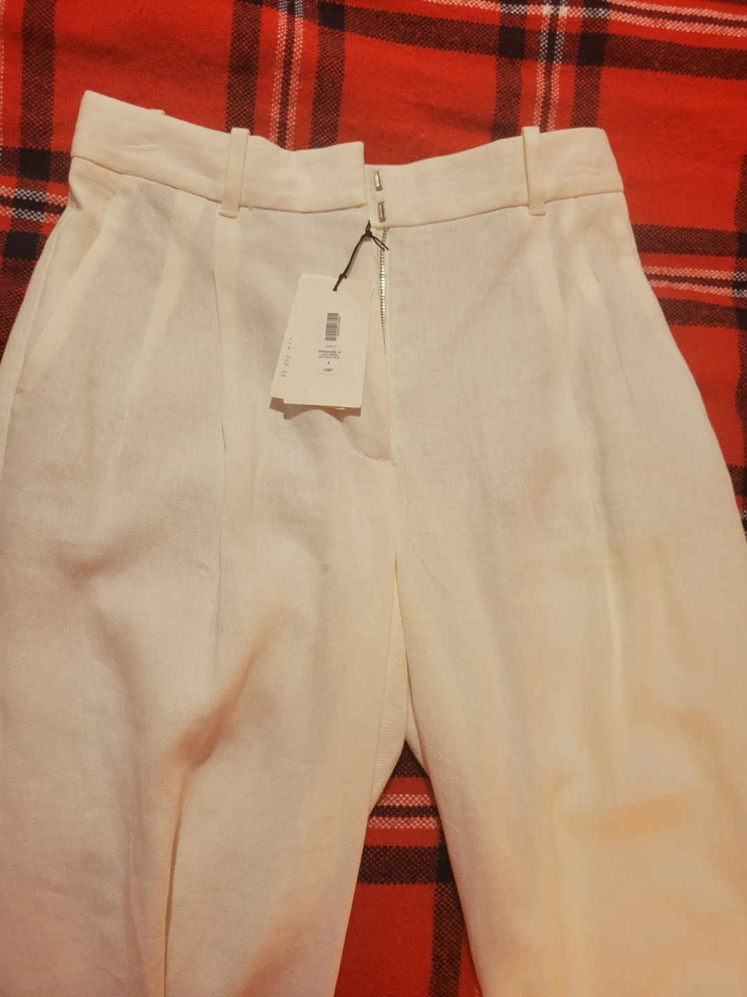 Aritzia Effortless Pant (Size 4)
