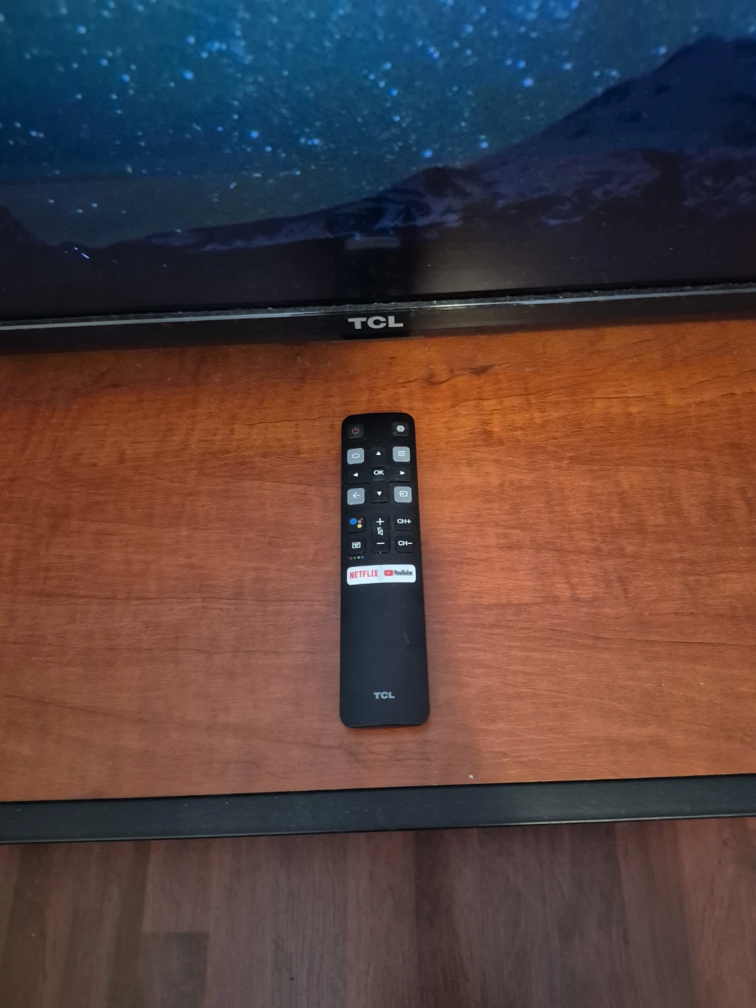 TCL 50 inch Smart TV  with Remote Control - photo 2