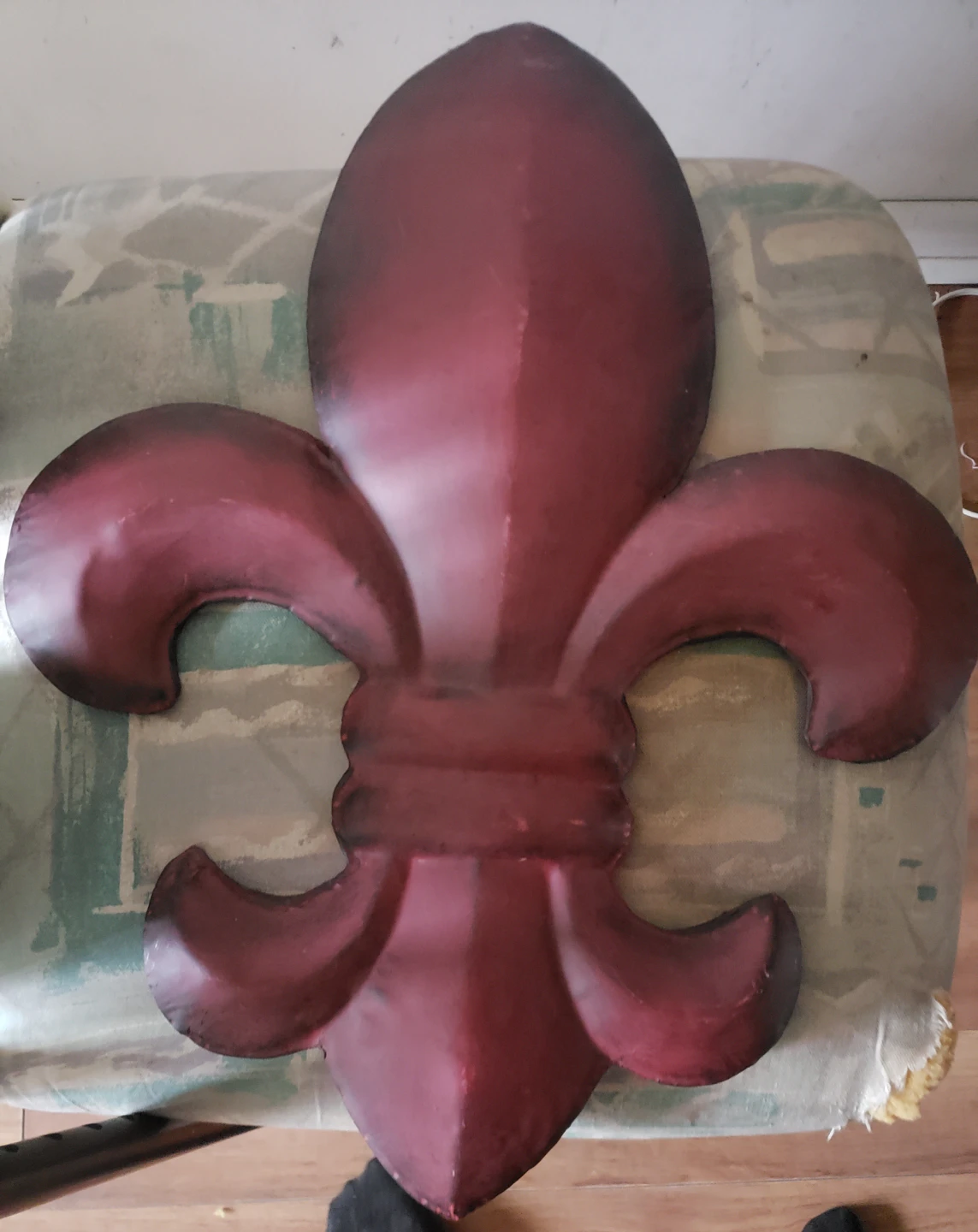 Decorative Metal Fleur-de-lis Wall Art