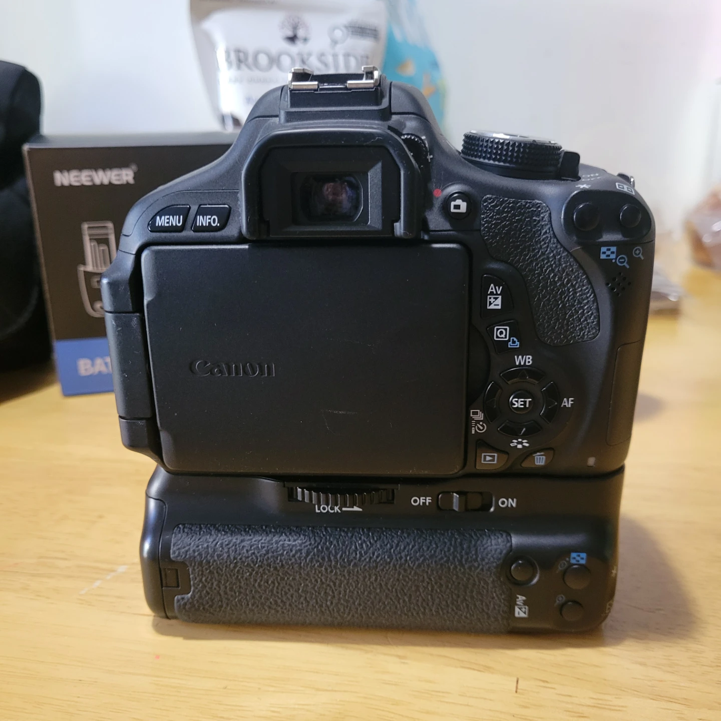 Canon Rebel T3i - photo 3