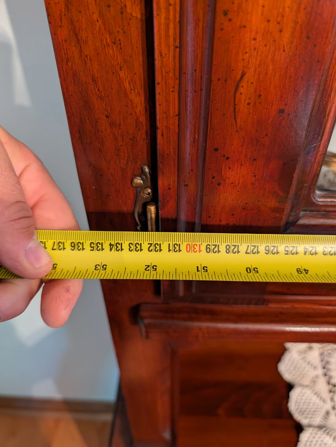 Beautiful antique hutch - photo 5