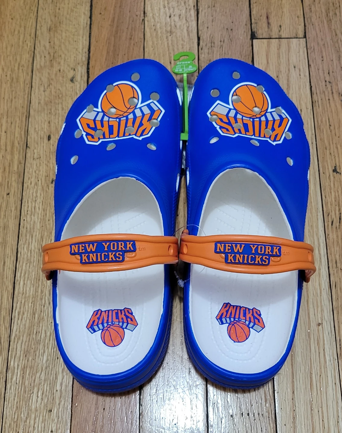 Crocs New York Knicks Clogs Size 11 M11 - photo 3