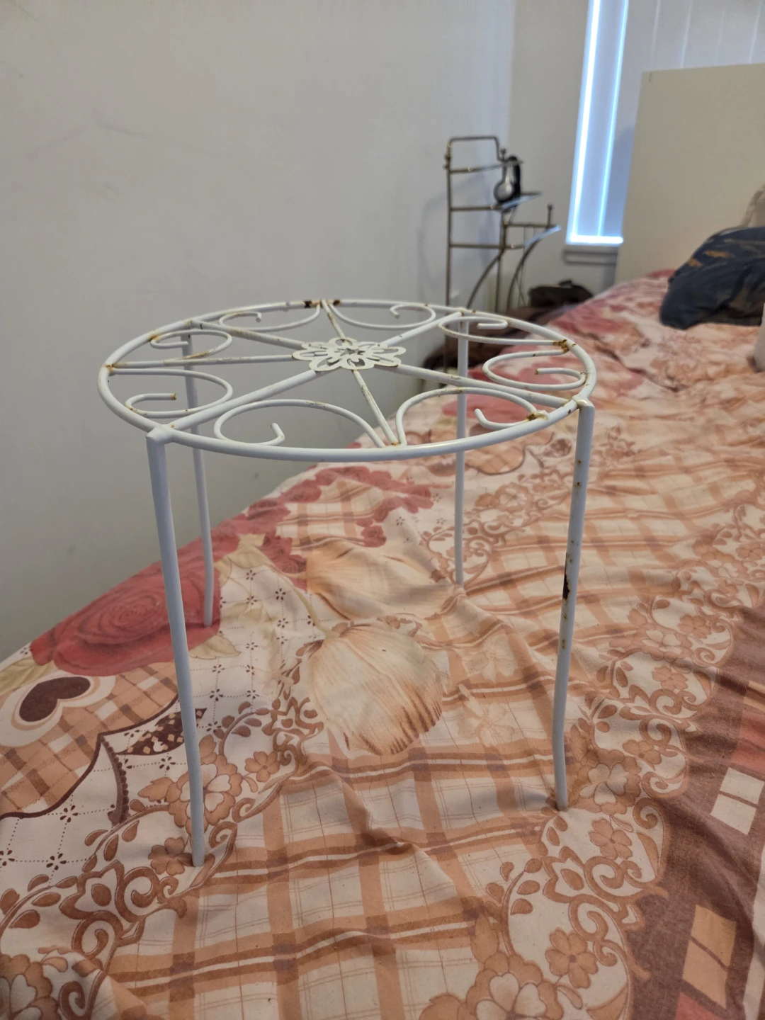 White Metal Plant Stand - photo 5