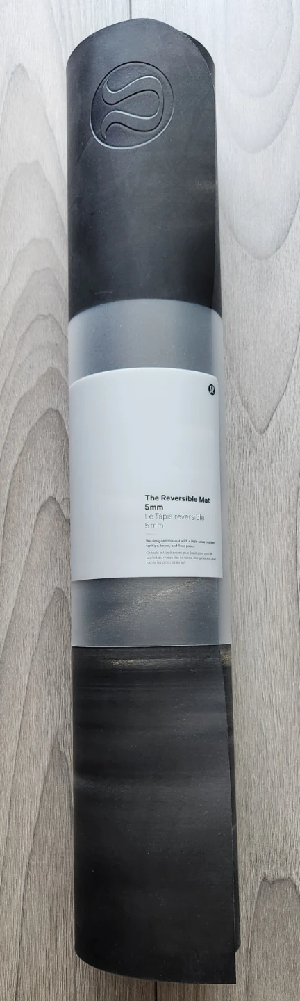 Brand New - Lululemon 5mm Yoga mat