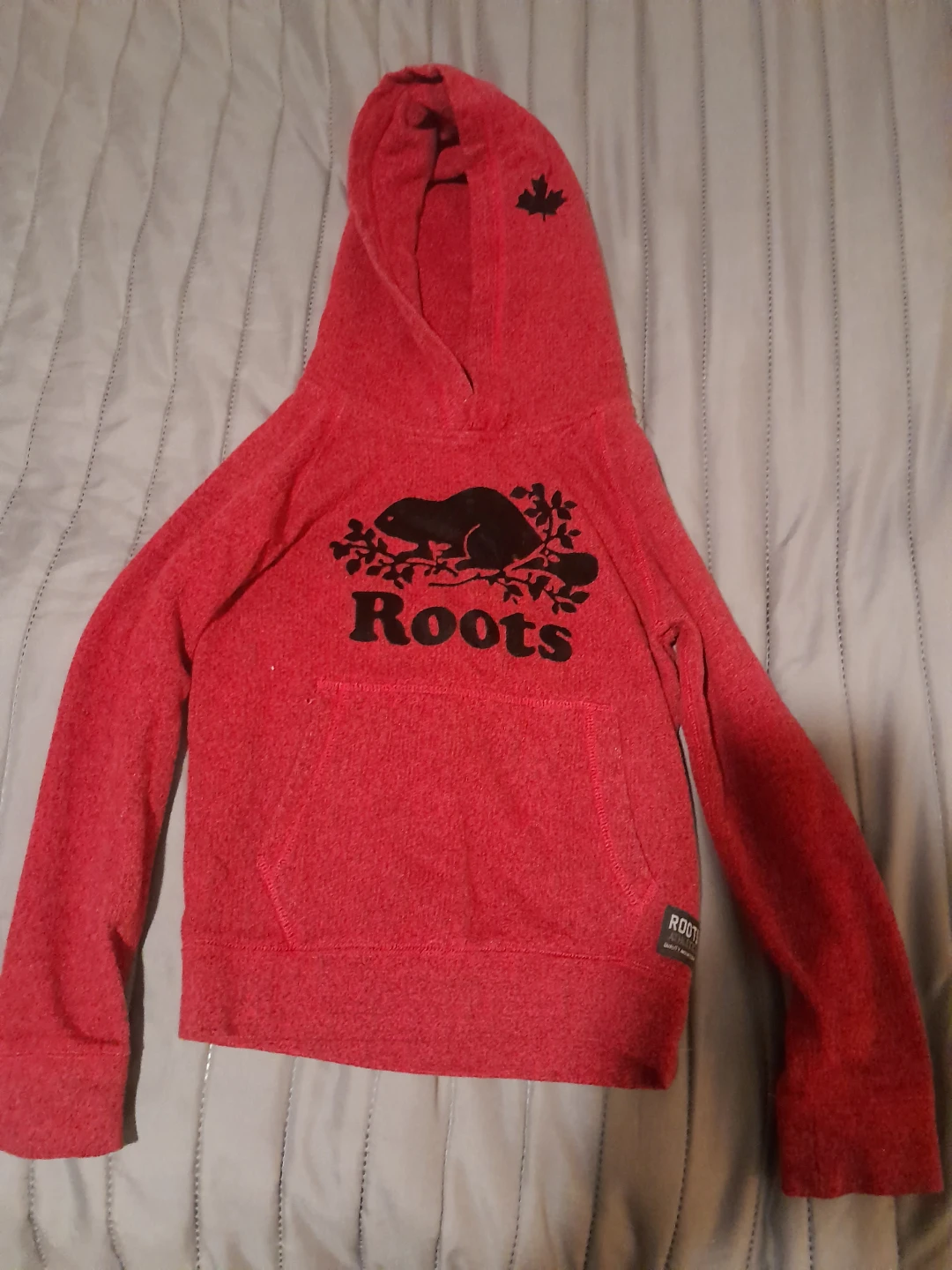 Childrens 5-6yr old, brand new, Roots Hoodie!