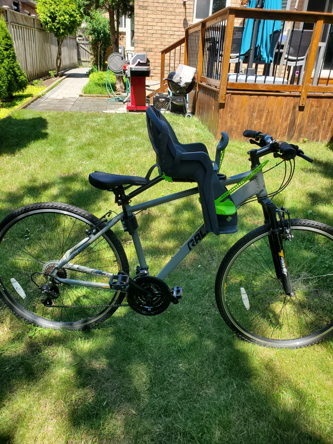 Raleigh bicycle with child seat - photo 3