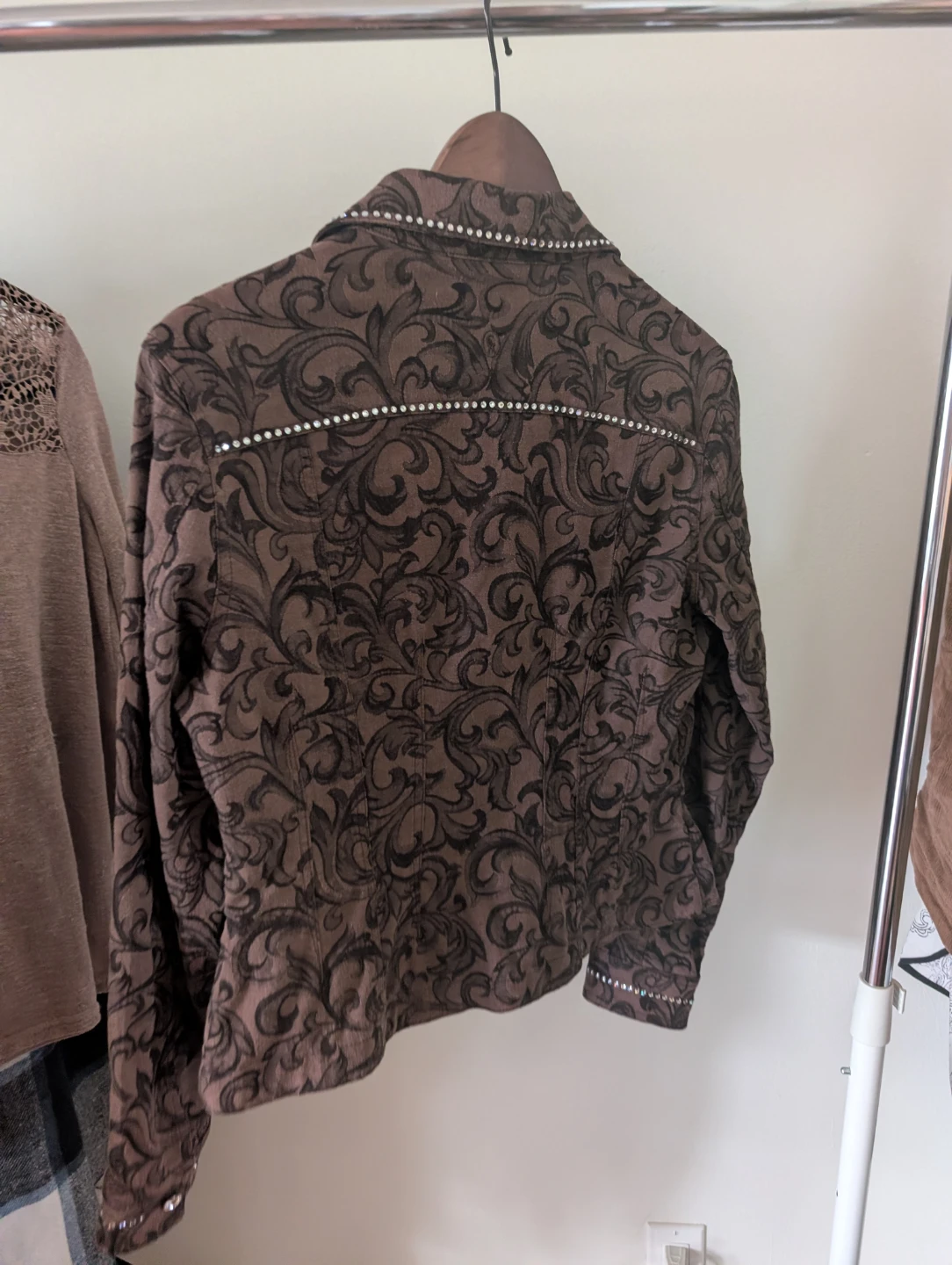 Christine Alexander Brown Embellished Button-Up Shirt - photo 2