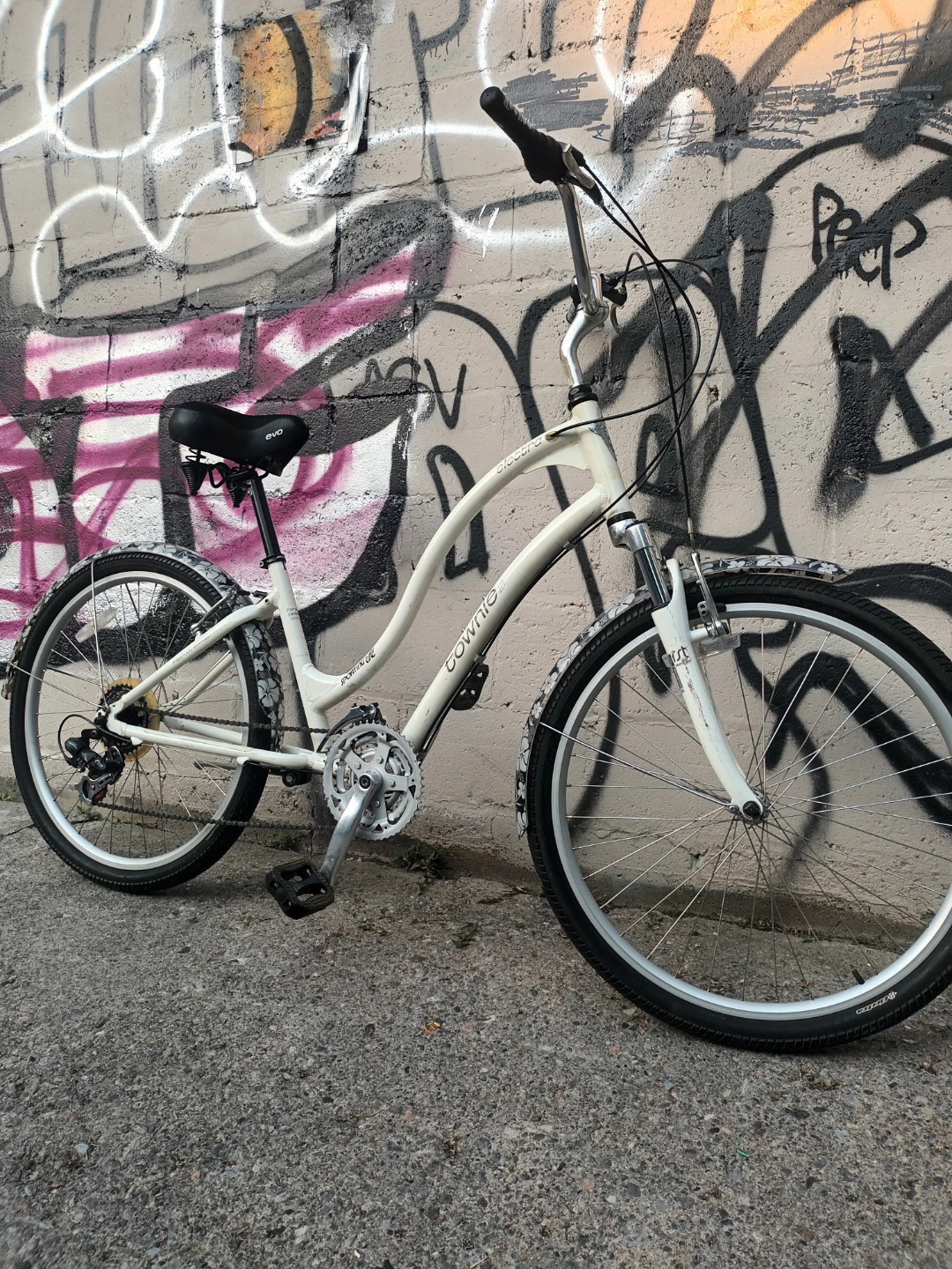 Electra Townie 7Speed Bike - photo 2