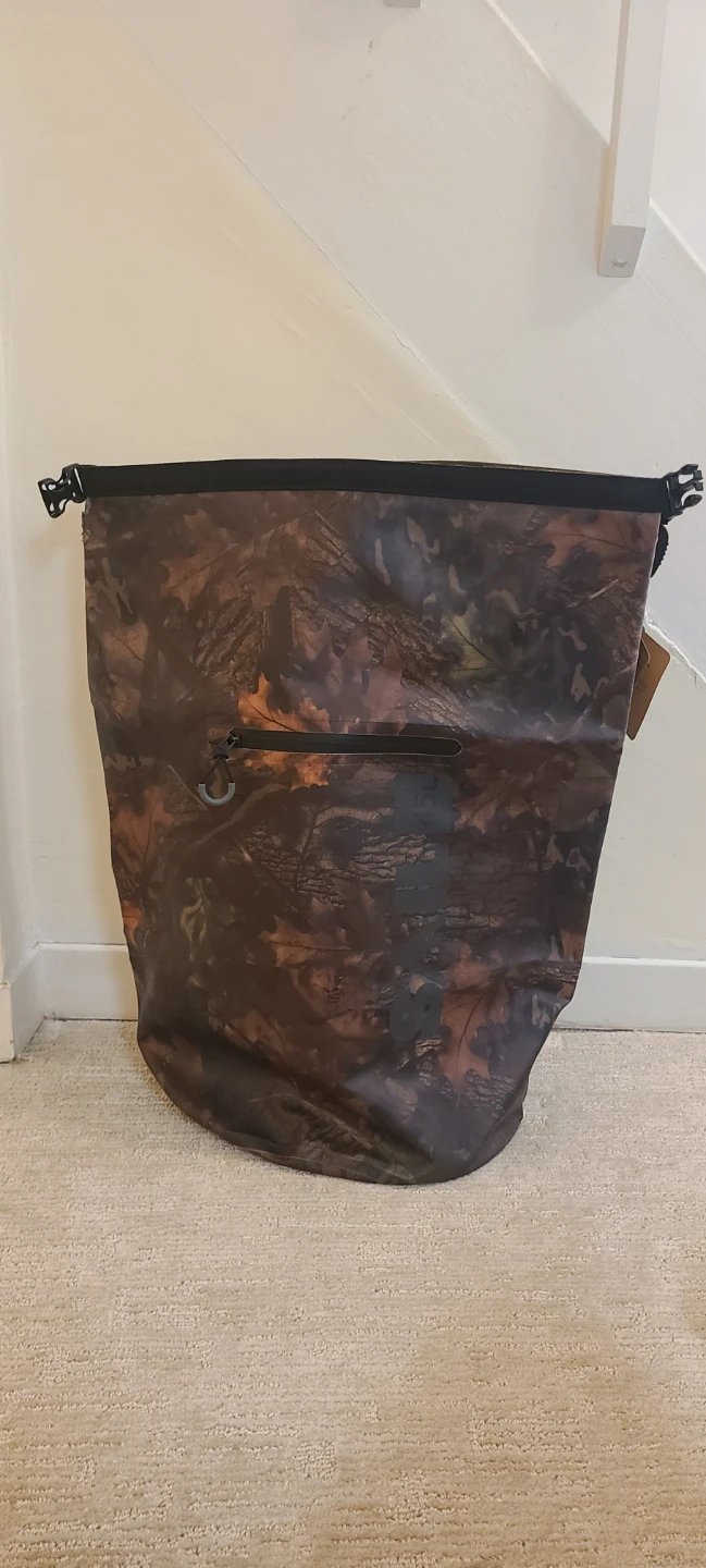 *NEW! Dry Bag 45L Camo from SAIL - with Tags - photo 2