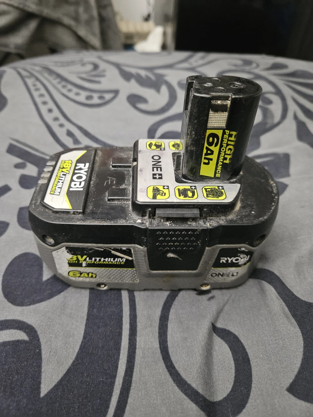 Ryobi ONE+ 18V Lithium-Ion 6.0Ah and 30 minute fast charger - photo 4