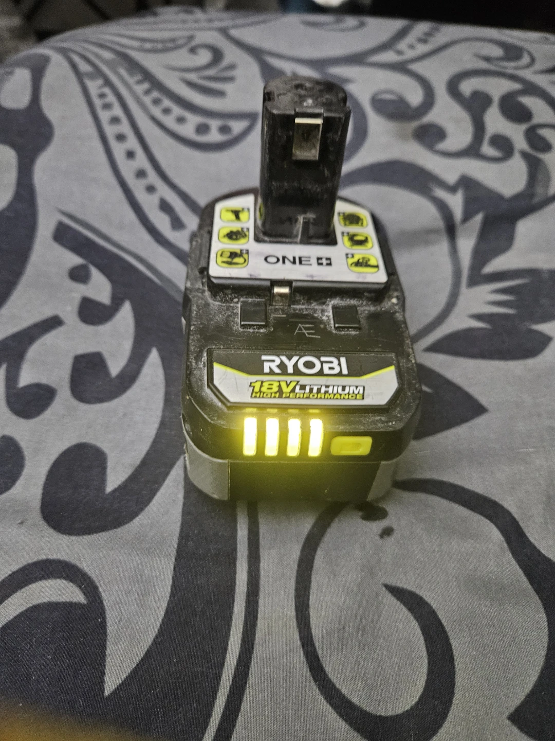 Ryobi ONE+ 18V Lithium-Ion 6.0Ah and 30 minute fast charger - photo 5