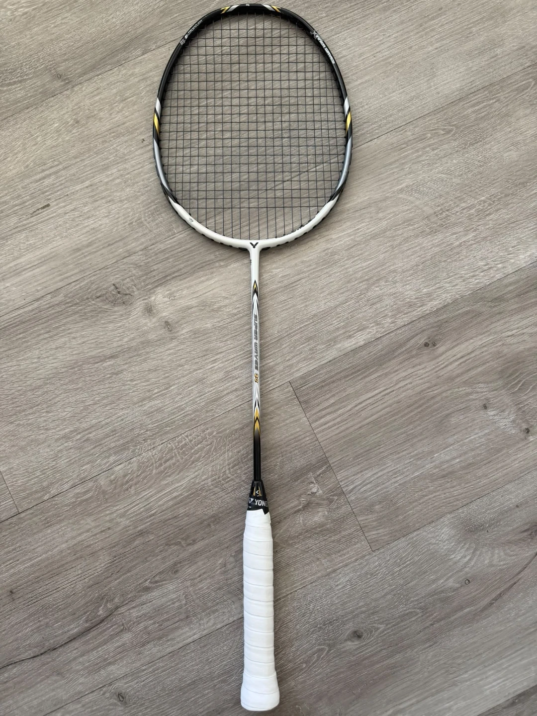 Victor "Super Waves" Badminton Racquet