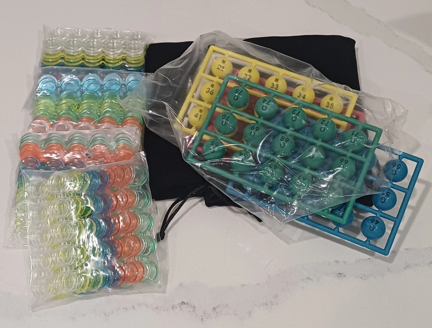 Bingo Set with Cage, Cards, and Chips - photo 3