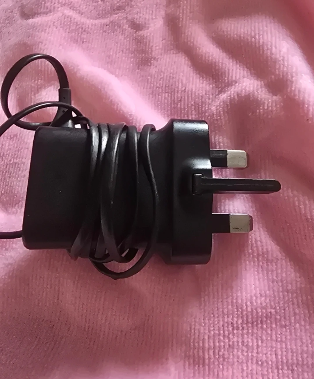 Nokia Wall Charger - photo 2